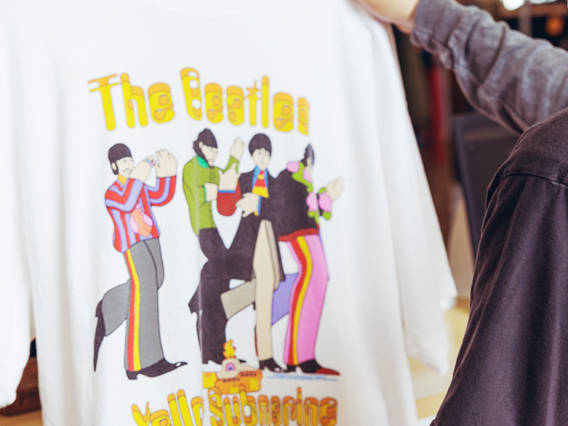 バンドTシャツ