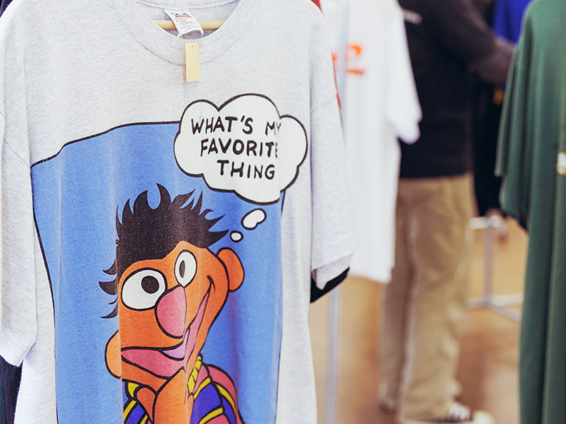 キャラクターTシャツ